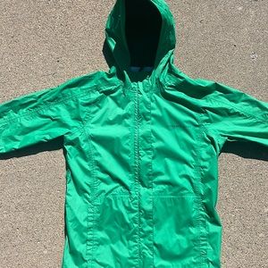 Vineyard vines kids rain coat size 10-12
